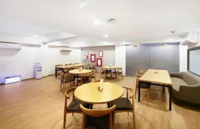 Mavens Orange Artemis Hospital Road - Ristorante