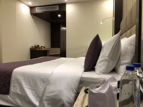 The Chinar Resort & Spa, Pahalgam - Zimmer