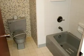 Budget Host Inn - Badrum