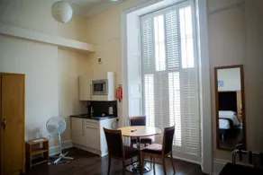 Marylebone Inn Hotel - Chambre