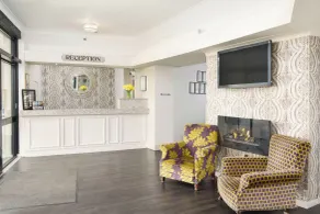 Ivy Bush Royal Hotel by Compass Hospitality - Rezeption