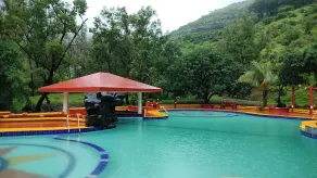 Golden Resort Igatpuri - Pool