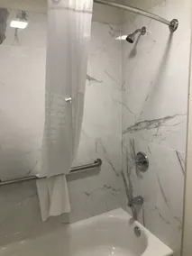 Super 8 by Wyndham Palestine TX - Salle de bain