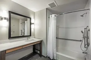 Holiday Inn Houston NE-Bush Airport Area by IHG - Værelse