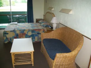 Sun Plaza Motel - Mackay - Room