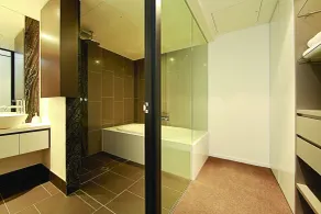 Accommodate Canberra - The ApARTments - Baño
