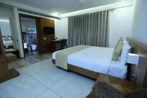 Devalokam Grand  - Zimmer