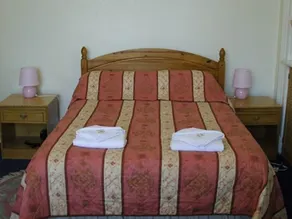 Menzies Guest House - Rum