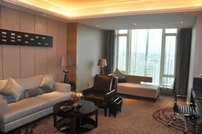 Shenzhen LANGYUE International Hotel - Zimmer