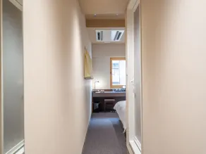 Shinsaibashi ARTY Inn - Chambre