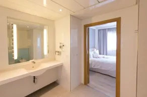Living Place Hotel - Badezimmer