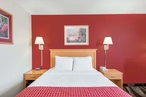 Days Inn by Wyndham Gillette - Chambre