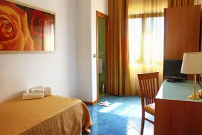City Hotel - Room