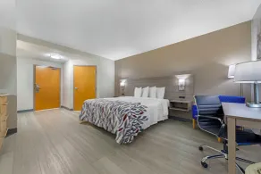 Red Roof Inn & Suites Philadelphia - Bellmawr - Rum