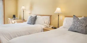 Smugglers Cove Inn - Chambre