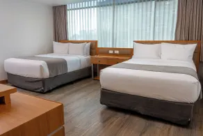 Howard Johnson Hotel - Quito La Carolina - Habitación