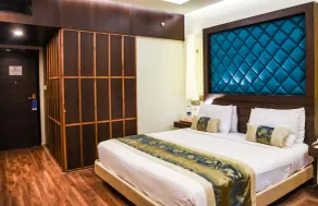 Clarks Avadh - Room