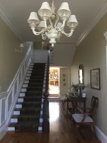 Clyde Hall Bed and Breakfast - Entrada interior
