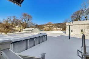Charming Family Home w/ Seasonal Pool in Dansville - Innvendig
