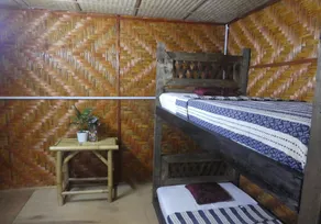 Bakau Hijau Riverlodge - Hostel - Værelse