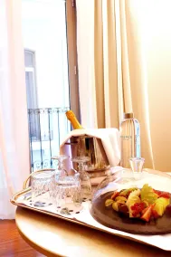 Hospes Amérigo, Alicante, a Member of Design Hotels - Vue de la chambre