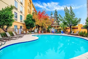 La Quinta Inn & Suites by Wyndham Fremont Silicon Valley - Piscine