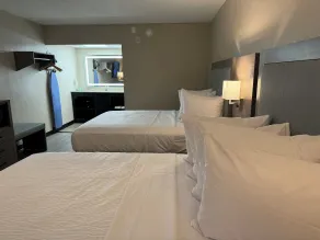 Baymont by Wyndham Corpus Christi Airport - Room