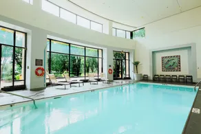 DoubleTree Suites by Hilton Htl & Conf Cntr Downers Grove - Piscine