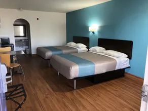 Motel 6 Pensacola, FL - NAS - Chambre
