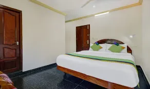 Itsy Hotels The Waters Edge Beach Resort - Room