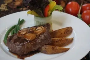 Grand Keisha Yogyakarta - Restaurant