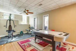 Peaceful Lawrenceville Cabin w/ Hot Tub on 6 Acres - Fitnesscenter