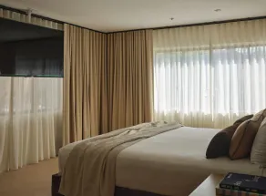 The Ivory - Room