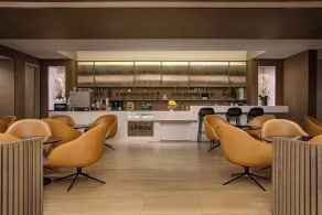 Sheraton LaGuardia East Hotel - Restaurant