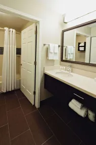 Sonesta ES Suites San Antonio Northwest - Medical Center - Bathroom