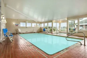 Quality Inn - Piscine