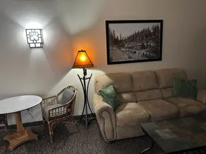 The Sawmill Inn - Lobby