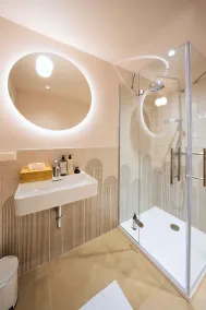 Hotel Karol - Baño