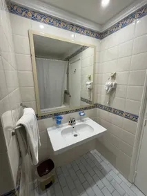 Treehouse Hotel - Salle de bain