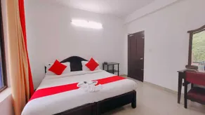 Lumino Karthika - Rom
