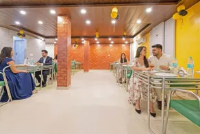 FabHotel Golden Leaf - Nr. Medanta Hospital - Restaurant