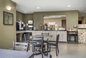 SureStay Plus Hotel by Best Western Lethbridge - Restaurant