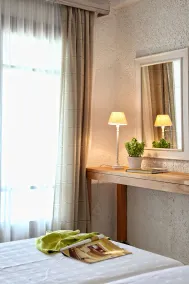 Skopelos Village Hotel - Zimmer