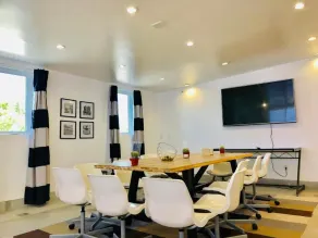 Culver City Hostel - Hall