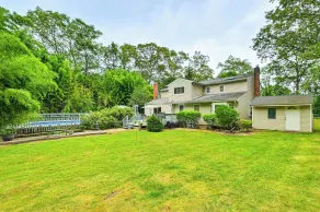 Tranquil & Pet-friendly Estate on Long Island! - Intérieur