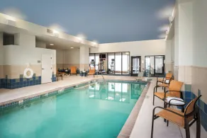 Courtyard by Marriott St. Petersburg Downtown - Piscine