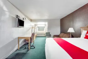 OYO Hotel Bald Knob near Searcy AR - Room