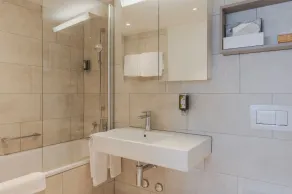 Amanthos Living Zürich Airport - Salle de bain