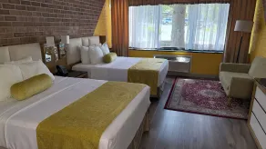 The Lodge Luxury Resort At Lake Harmony - Room