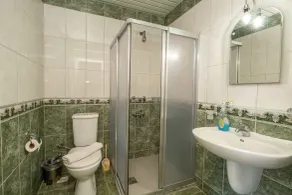 Infinity Hotel - Bathroom